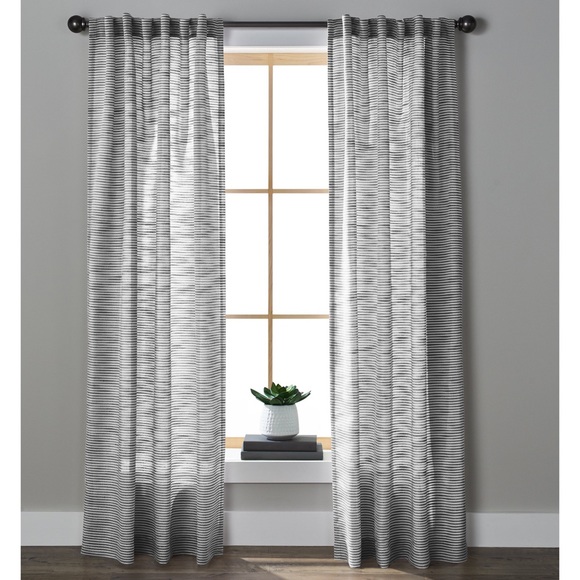 NEW HOMES & GARDENS Textured Stripe Rod Boho Grey